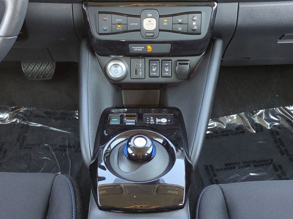 Certified 2023 Nissan Leaf SV Plus image 18
