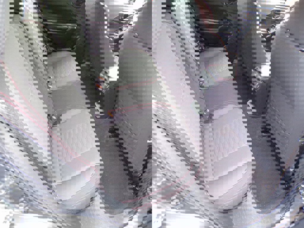 Used 2024 Subaru Impreza 2.0i Sport image 8