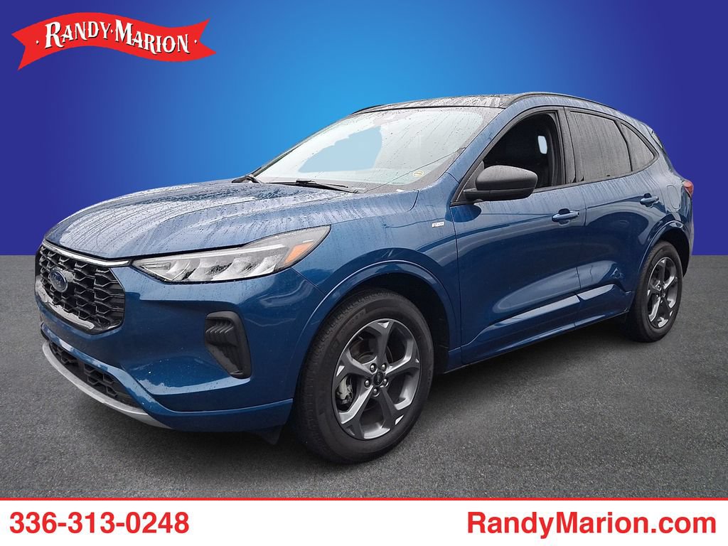 Used 2023 Ford Escape ST-Line w/ Tech Pack #1 AWD/4WD image 1