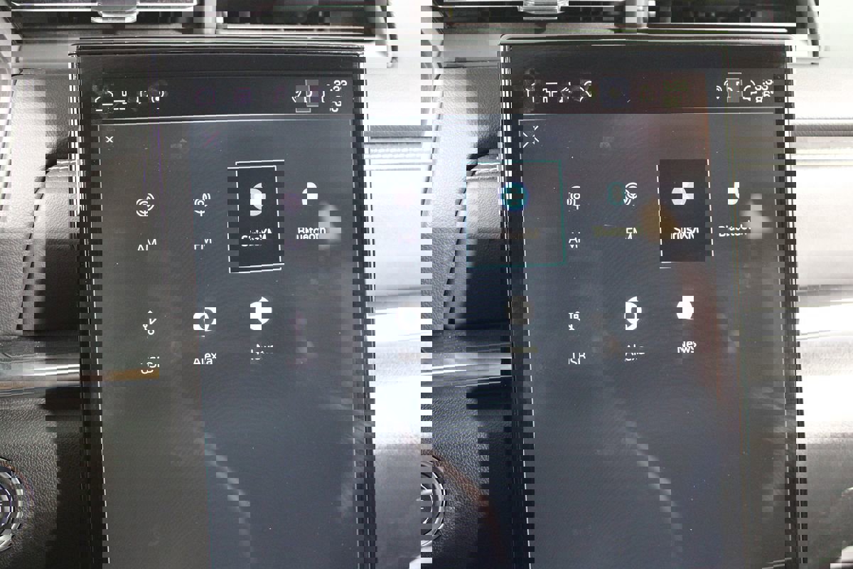 Used 2025 GMC Terrain Elevation image 23