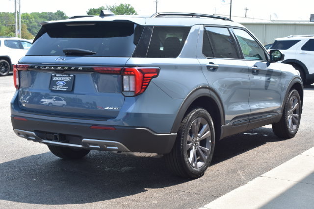 New 2026 Ford Explorer Active w/ Active Comfort Package AWD/4WD image 11