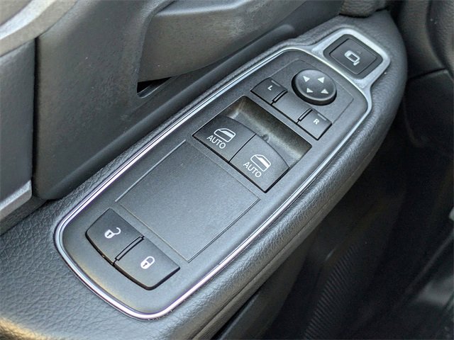 Used 2024 RAM 2500 Tradesman w/ Chrome Appearance Group image 25