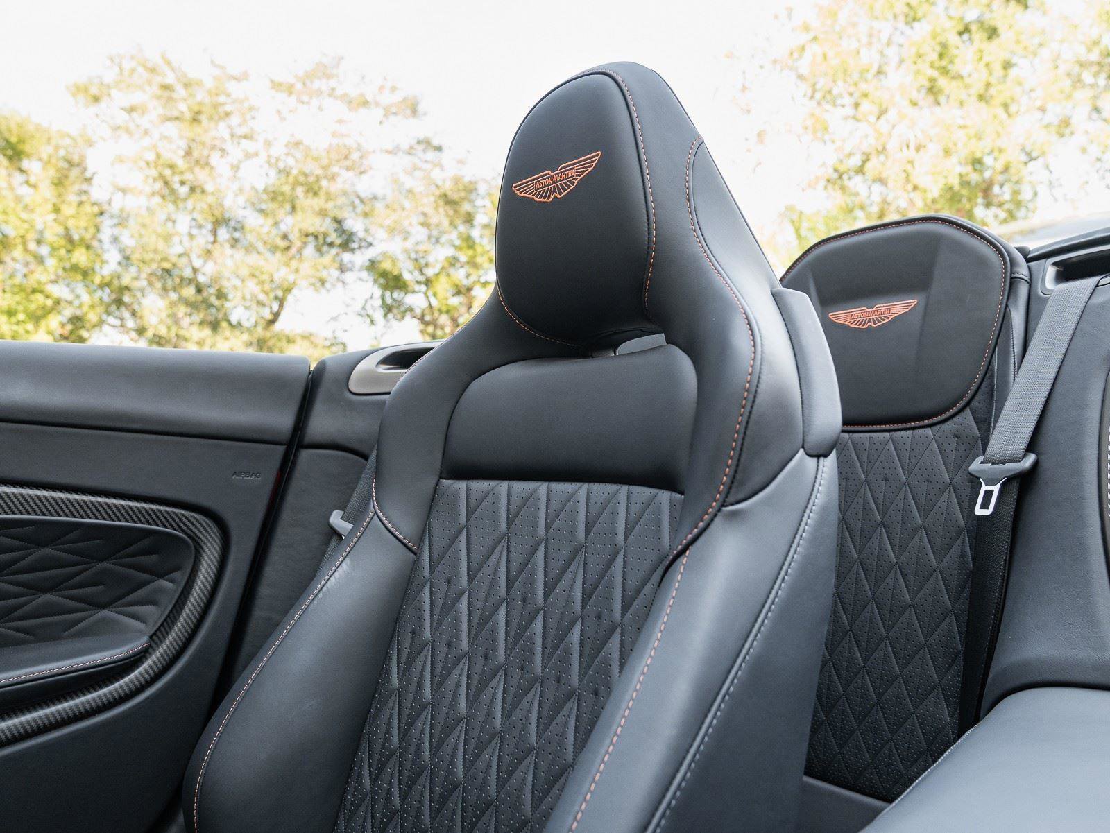 Used 2024 Aston Martin DB12 Convertible image 35