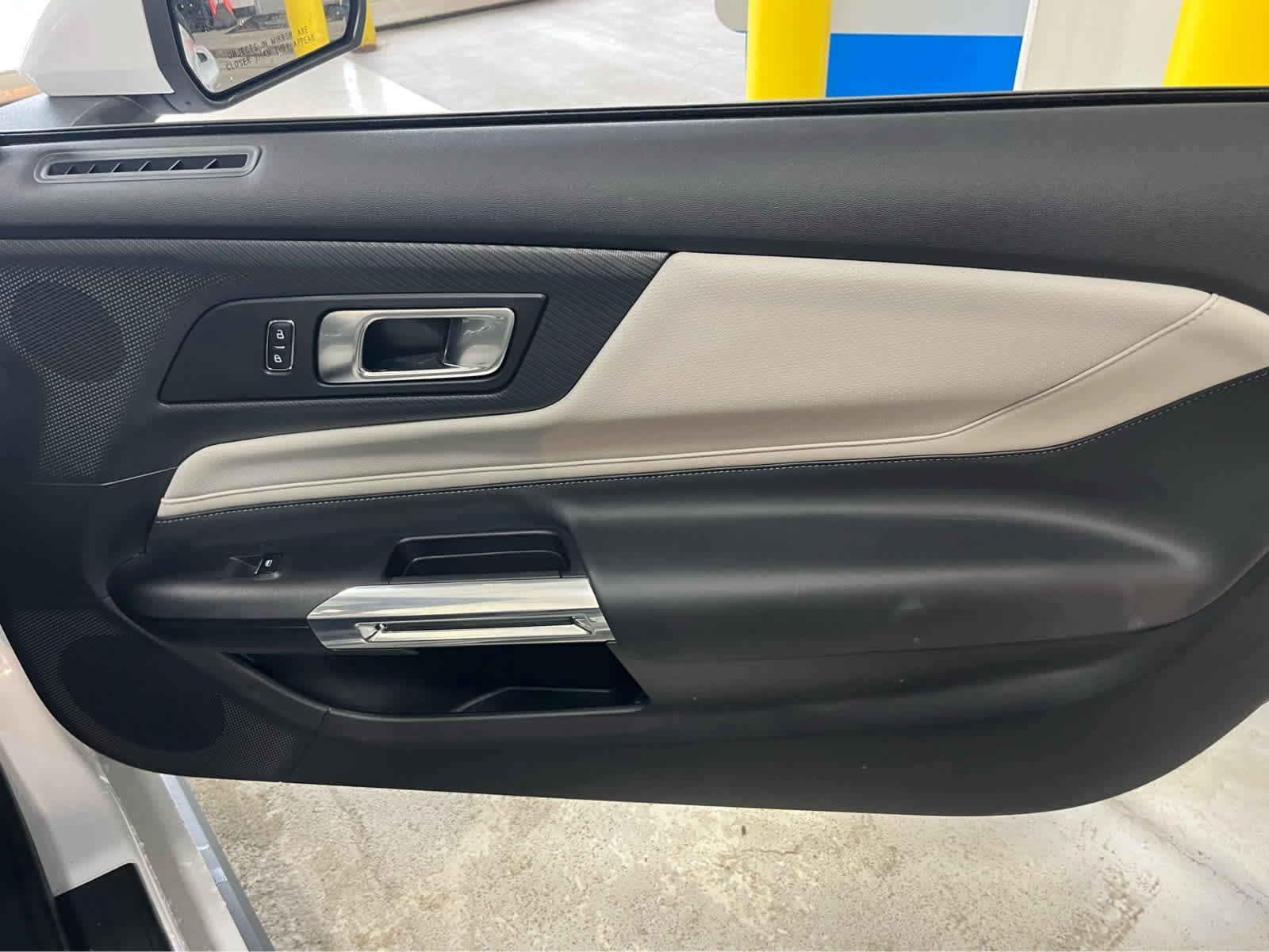 Used 2025 Ford Mustang GT Premium image 37