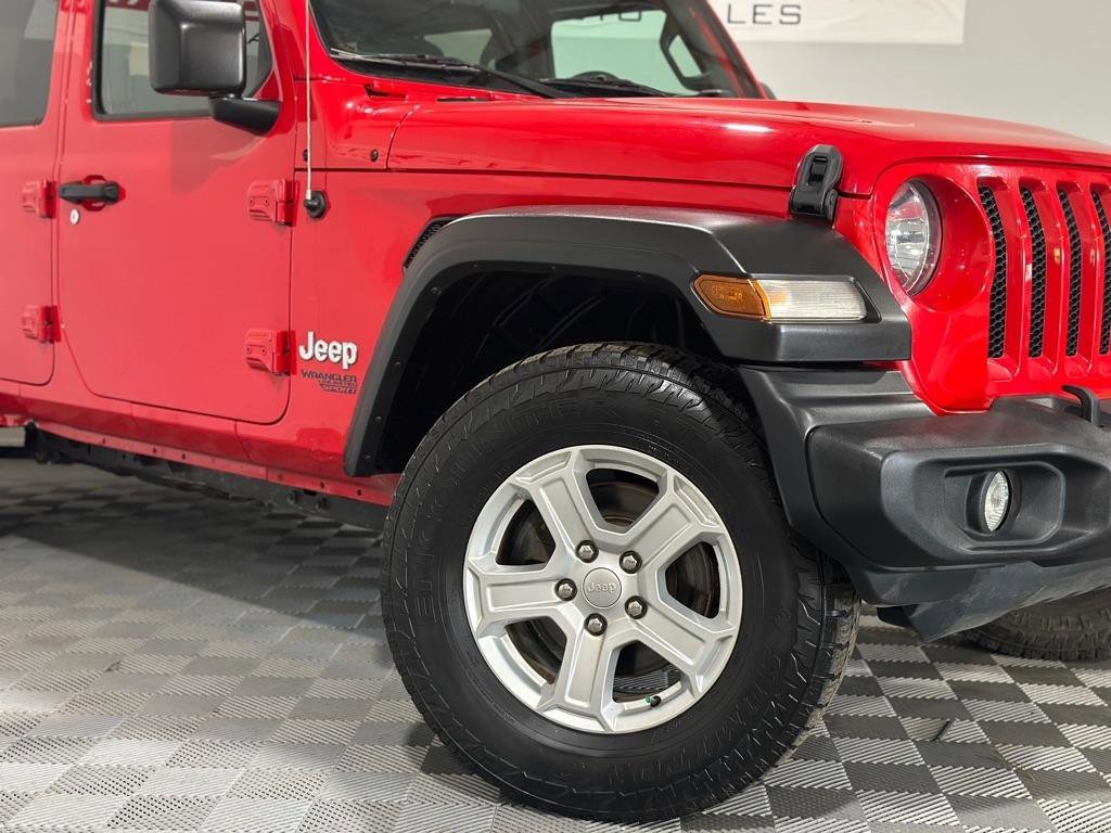 Used 2019 Jeep Wrangler Unlimited Sport S image 4