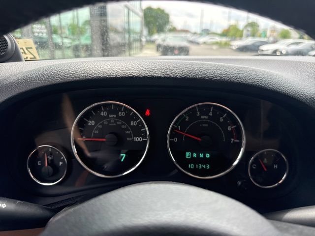 Used 2011 Jeep Wrangler Unlimited Sahara w/ Connectivity Group AWD/4WD image 19