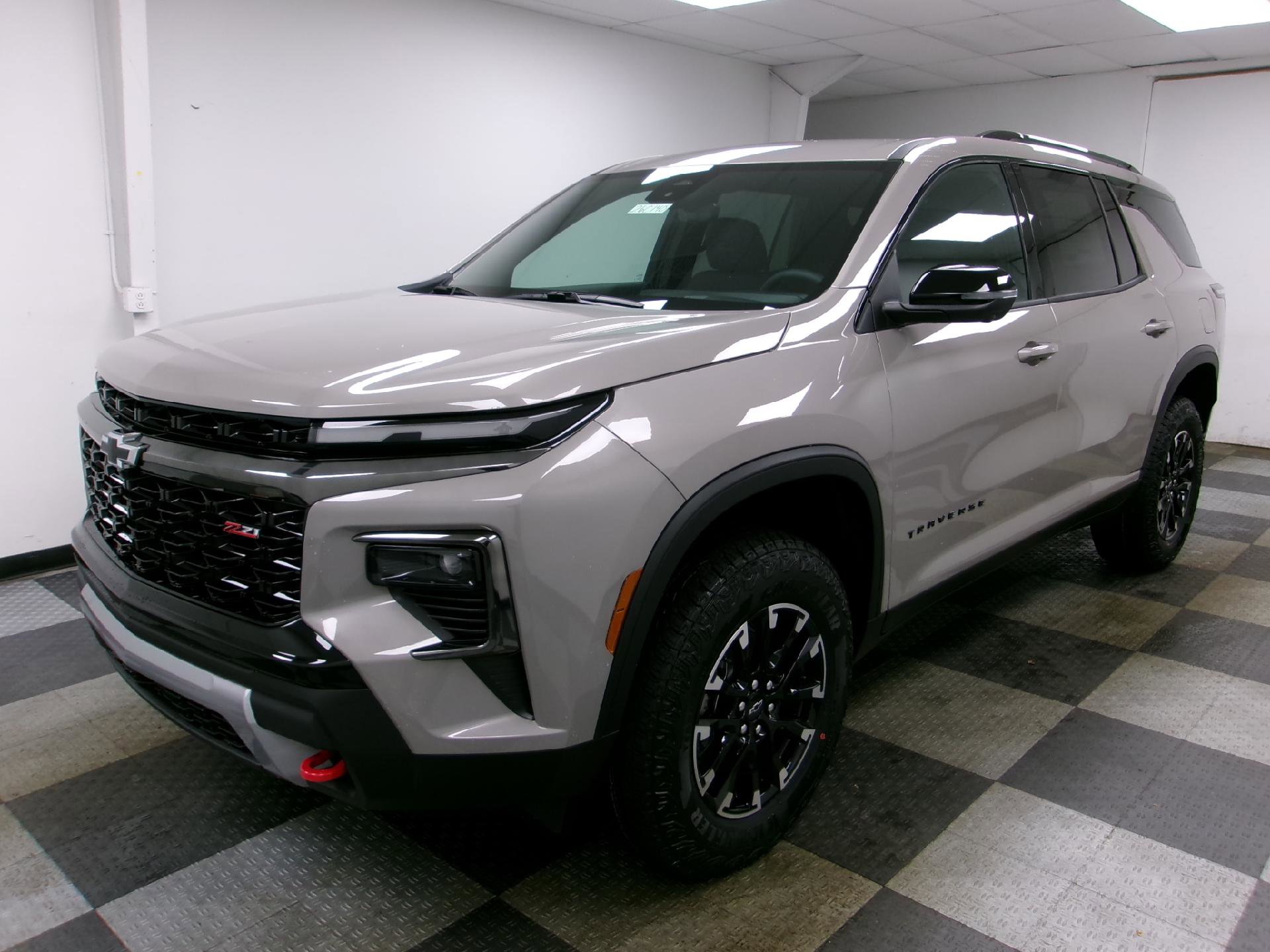 New 2026 Chevrolet Traverse Z71 w/ Driver Confidence Package image 1