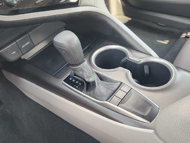 Used 2024 Toyota Camry LE FWD image 16