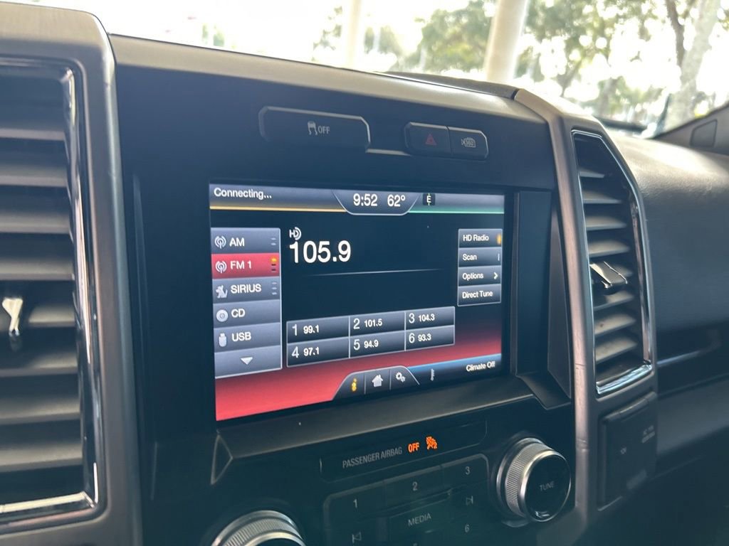 Used 2015 Ford F150 Platinum w/ Equipment Group 701A Luxury image 10