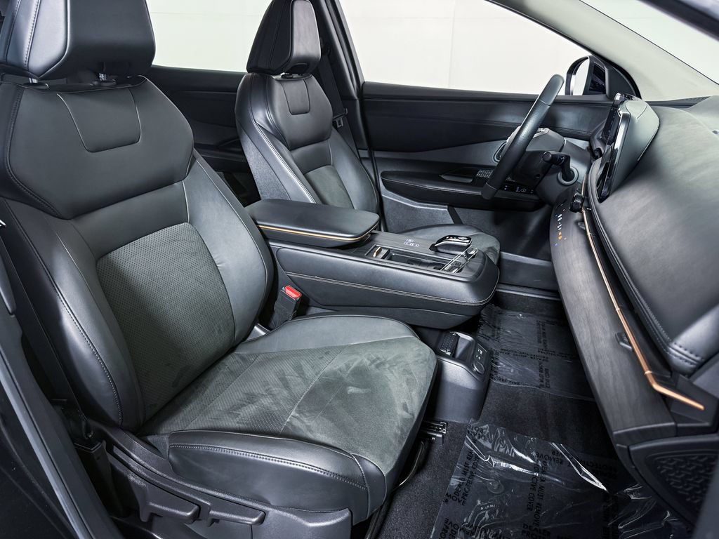 Certified 2023 Nissan Ariya FWD image 15