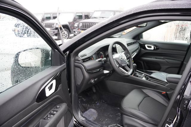New 2026 Jeep Compass Altitude image 10