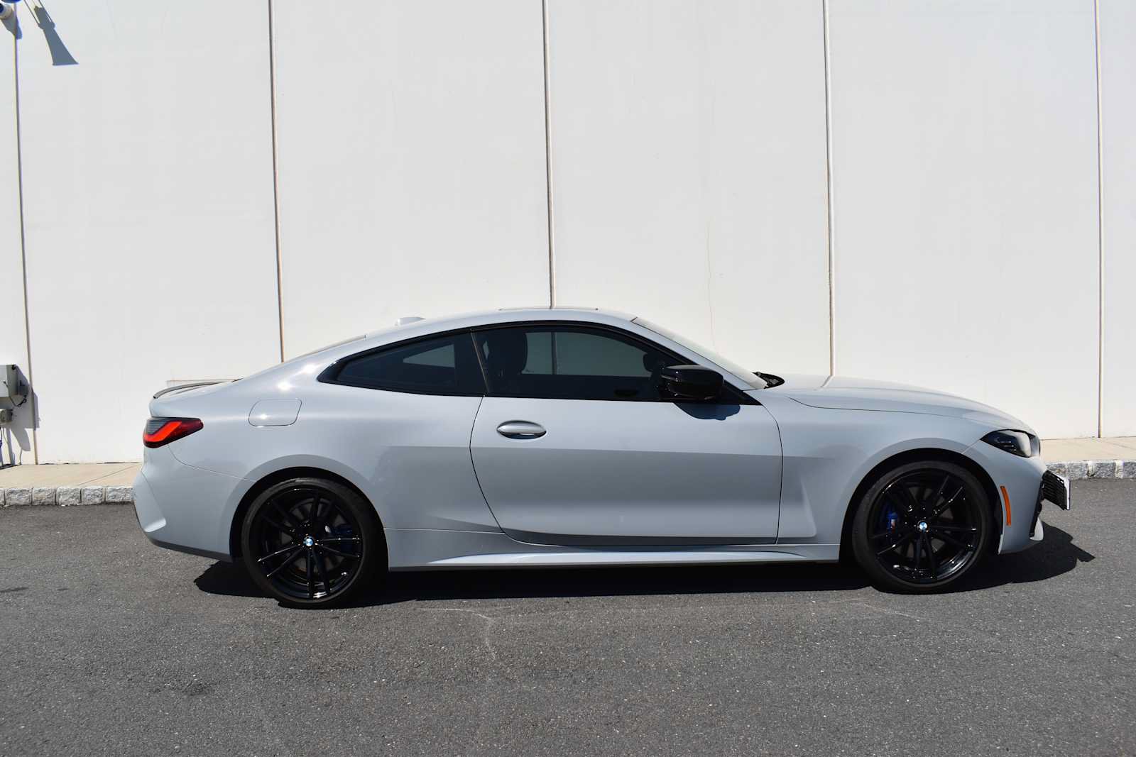 Used 2024 BMW 430i xDrive Coupe w/ M Sport Package AWD/4WD image 4