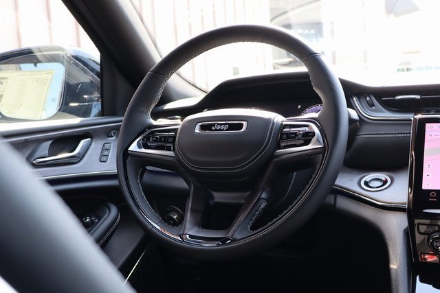 New 2025 Jeep Grand Cherokee Overland w/ Adv Protech Group III image 47