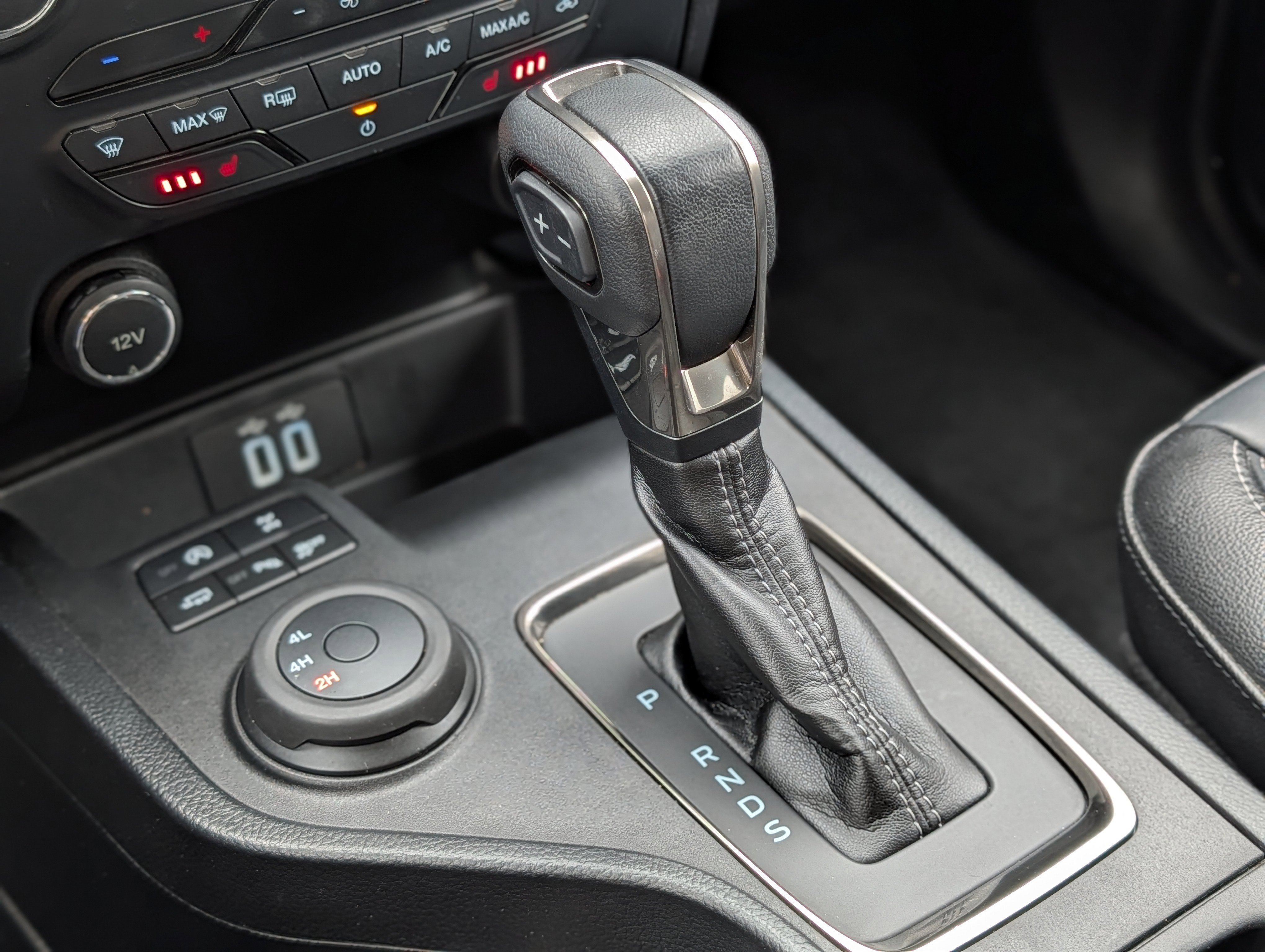 Used 2019 Ford Ranger Lariat w/ Equipment Group 501A Mid image 18