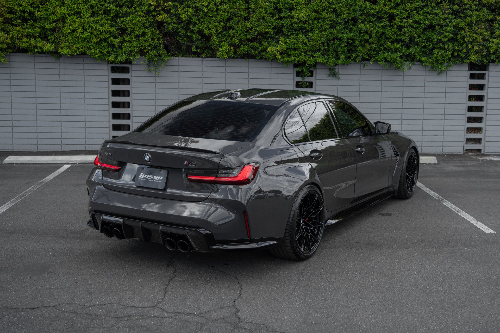Used 2025 BMW M3 Competition w/ M Carbon Exterior Package image 27