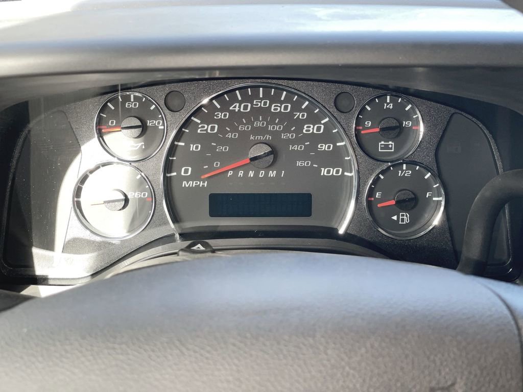 New 2025 GMC Savana 3500 w/ Power Convenience Package image 15