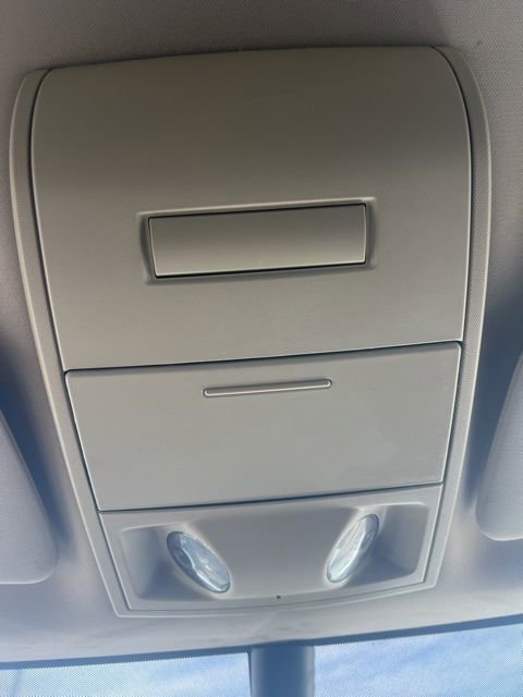 Used 2018 Dodge Grand Caravan SE w/ UConnect Hands-Free Group FWD image 19