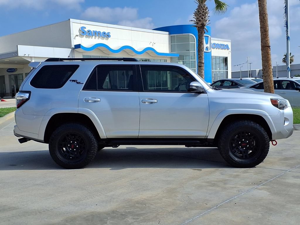 Used 2024 Toyota 4Runner TRD Off-Road Premium AWD/4WD image 8