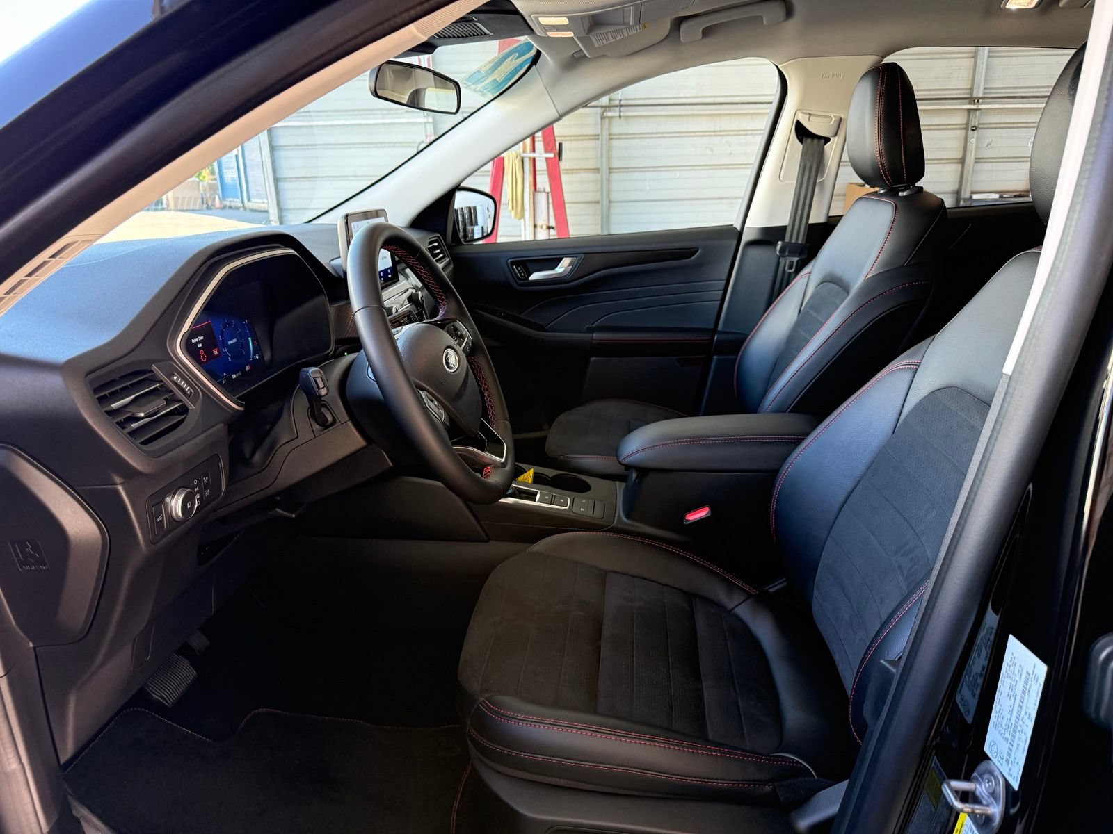 Used 2022 Ford Escape SEL w/ Technology Package AWD/4WD image 12