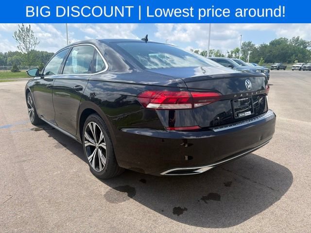 Used 2022 Volkswagen Passat 2.0T SE FWD image 11