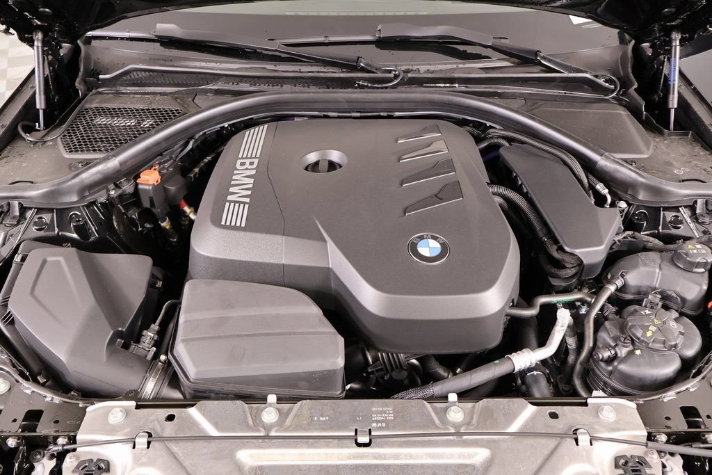 New 2026 BMW 330i xDrive Sedan w/ M Sport Package AWD/4WD image 21