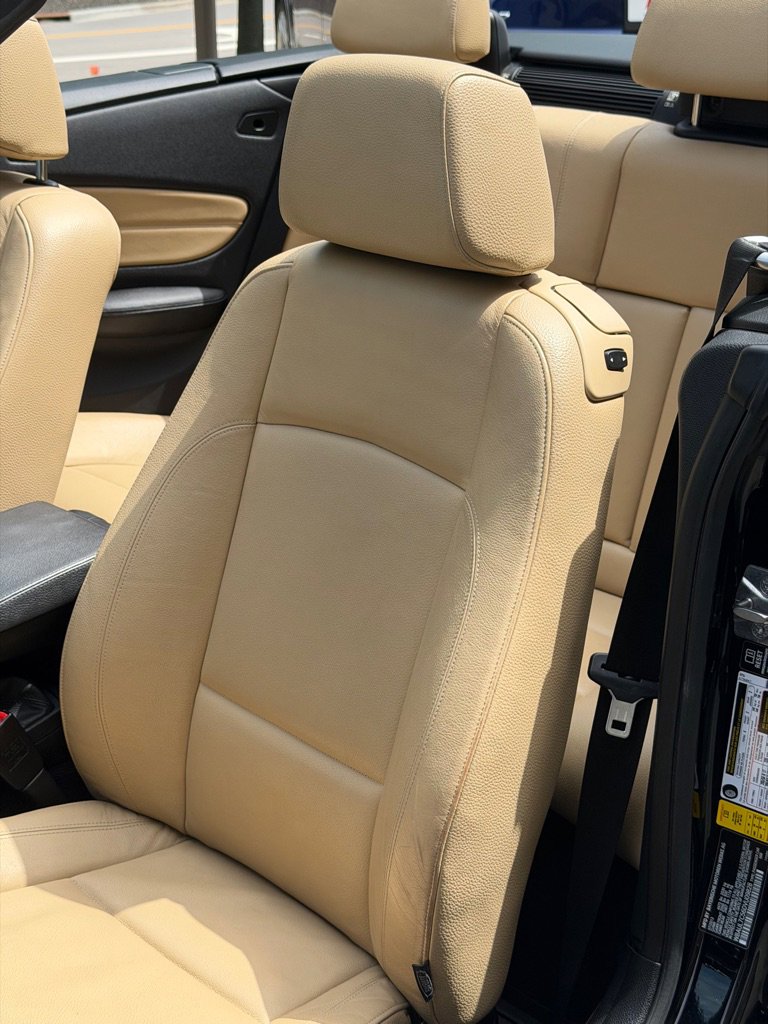 Used 2013 BMW 128i Convertible RWD image 28