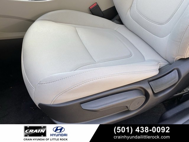 New 2025 Hyundai Tucson SE image 25