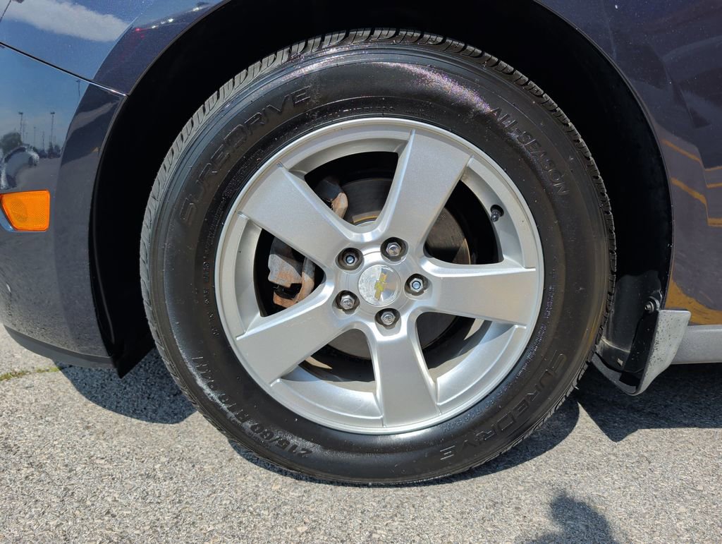 Used 2016 Chevrolet Cruze LT FWD image 4