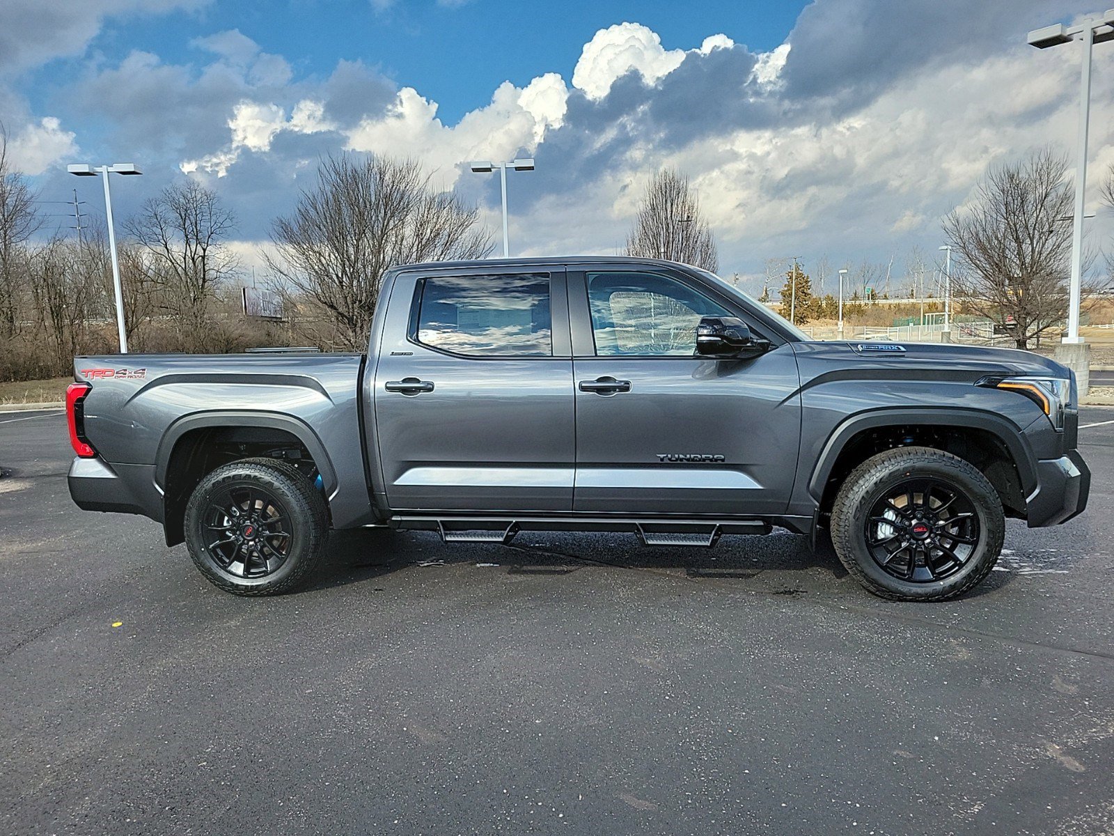 New 2025 Toyota Tundra Limited image 3