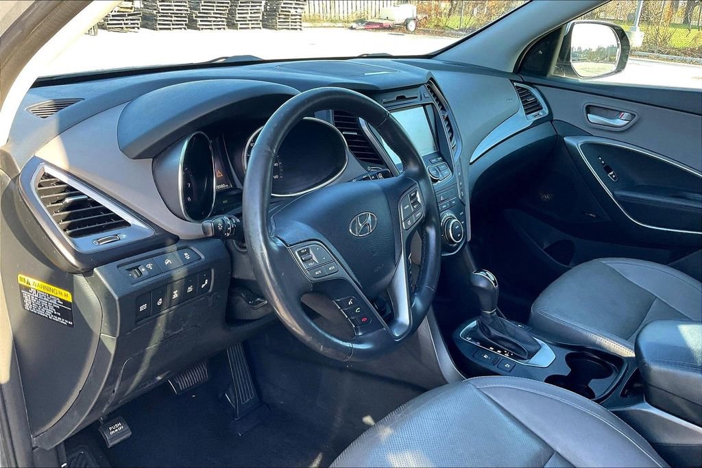 Used 2016 Hyundai Santa Fe Limited w/ Option Group 04 image 14