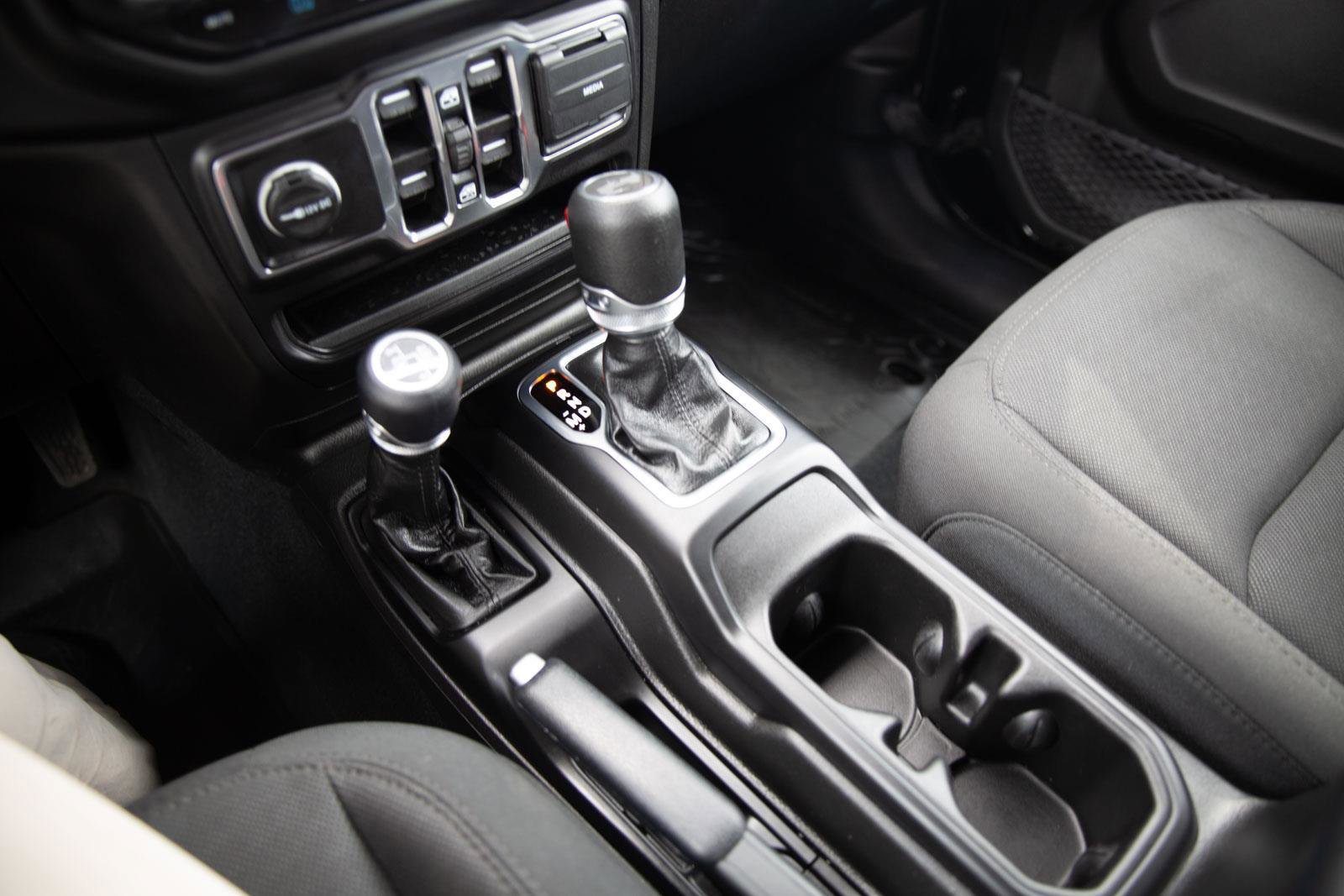 Used 2023 Jeep Wrangler Unlimited w/ Cold Weather Group AWD/4WD image 15