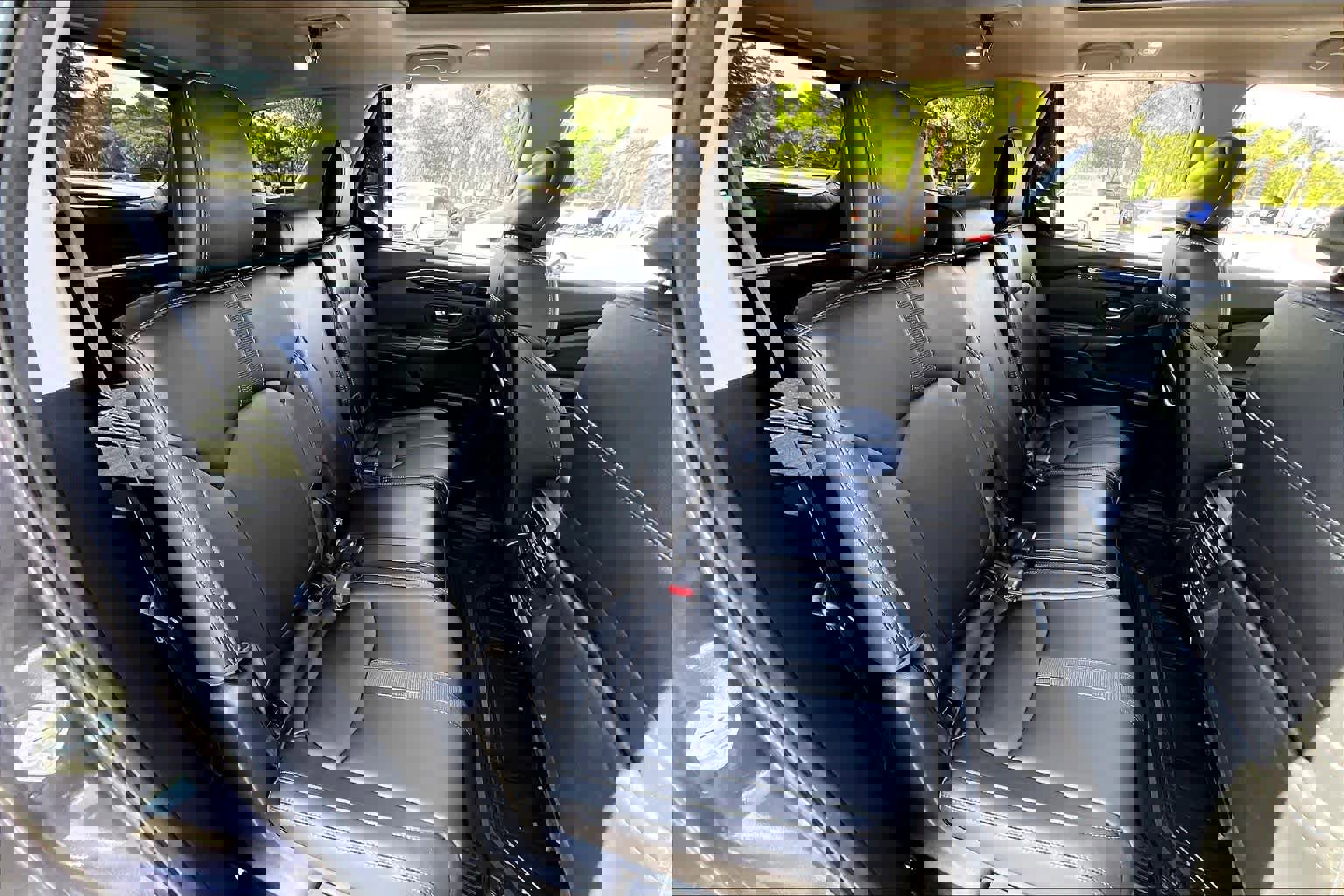 Used 2025 Honda Pilot Touring image 20