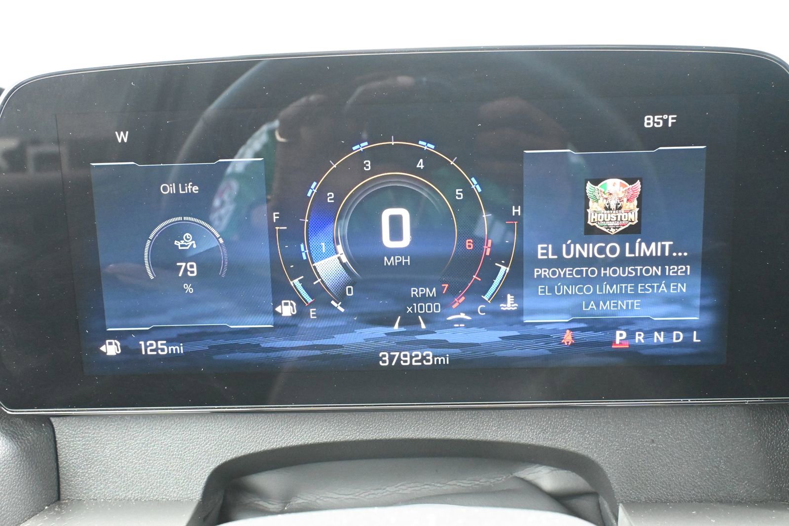 Used 2025 Chevrolet Traverse LT FWD image 14