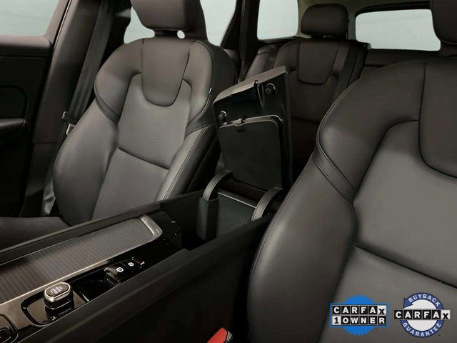 Used 2025 Volvo XC60 B5 Core image 58