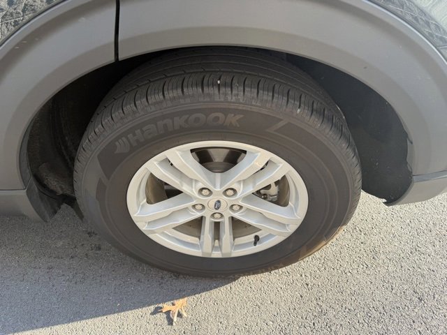 Used 2024 Ford Explorer XLT w/ Equipment Group 202A image 11