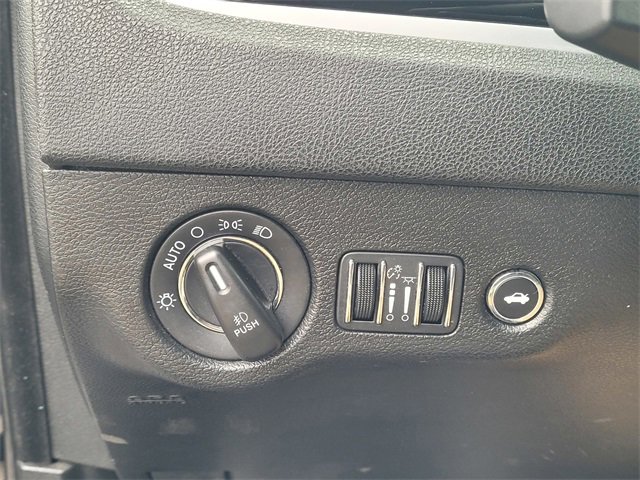 Used 2023 Chrysler 300 S image 24