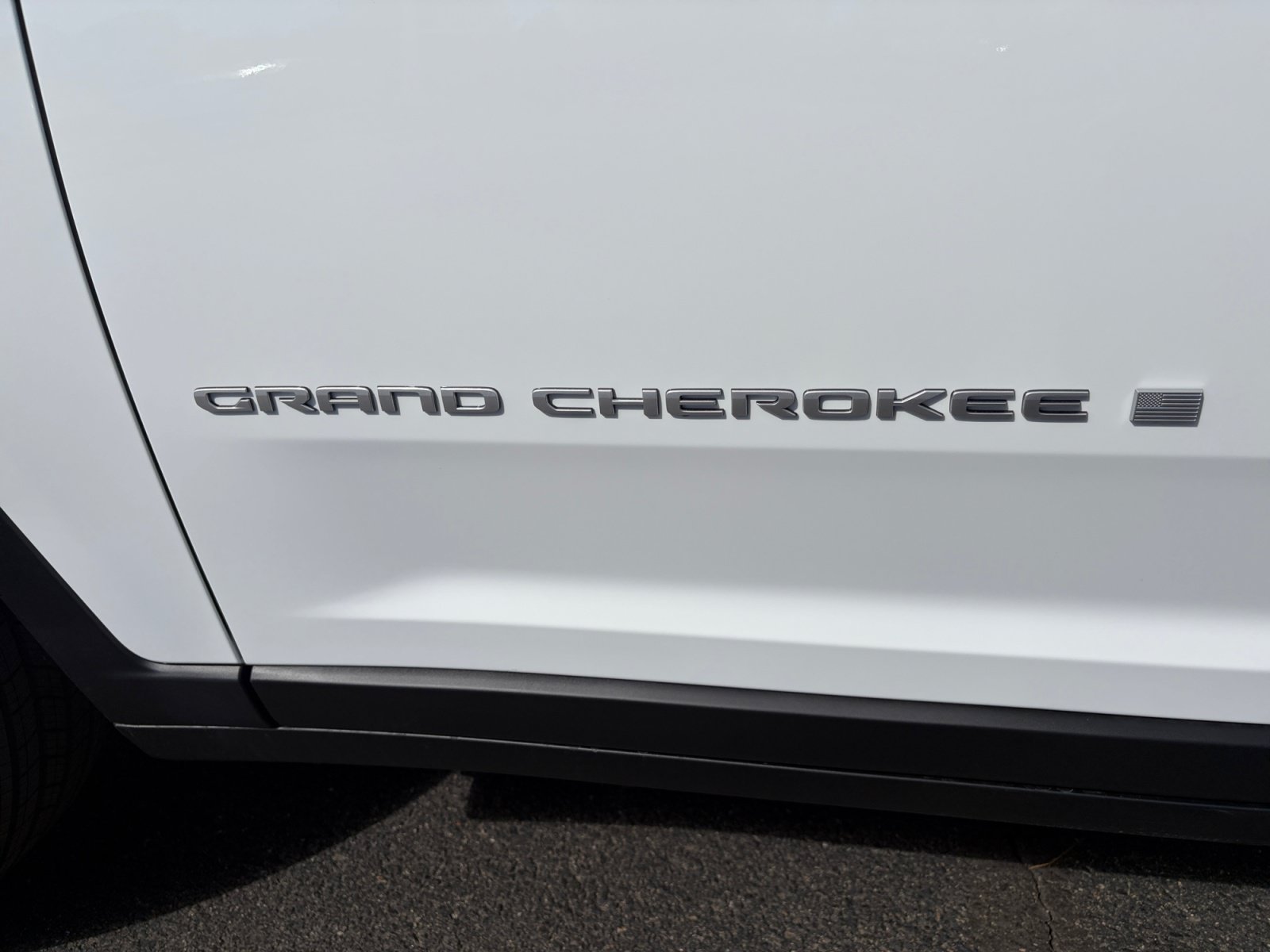 New 2026 Jeep Grand Cherokee Laredo X AWD/4WD image 12