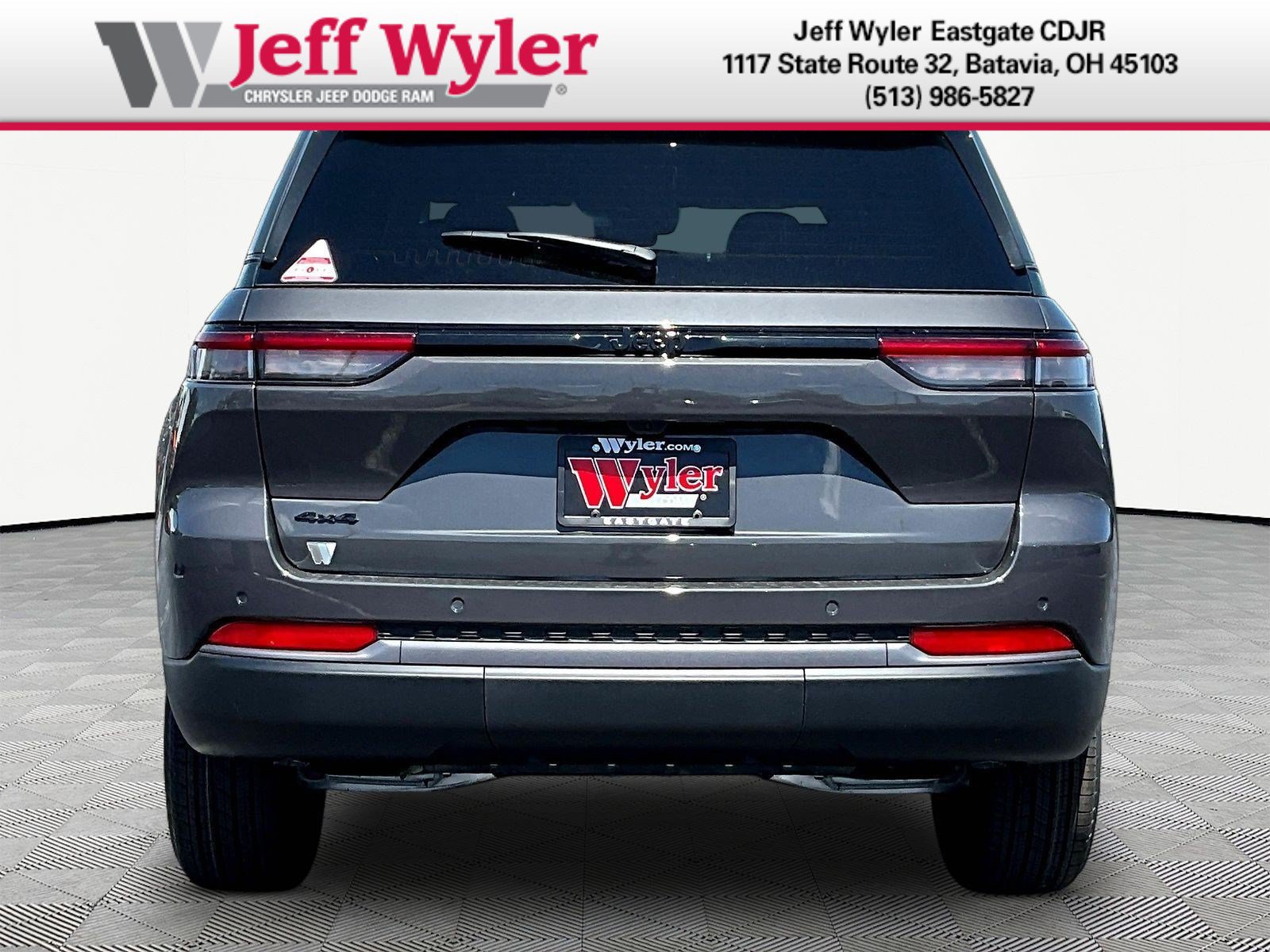 New 2026 Jeep Grand Cherokee Altitude AWD/4WD image 5