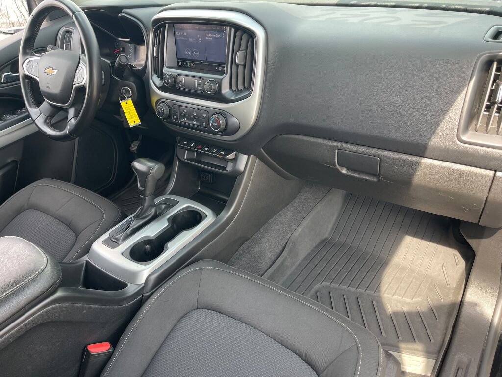 Used 2021 Chevrolet Colorado LT w/ Redline Special Edition image 27