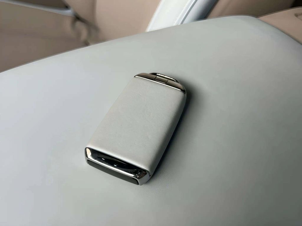 Used 2024 Rolls-Royce Spectre w/ Spectre Launch Package image 12