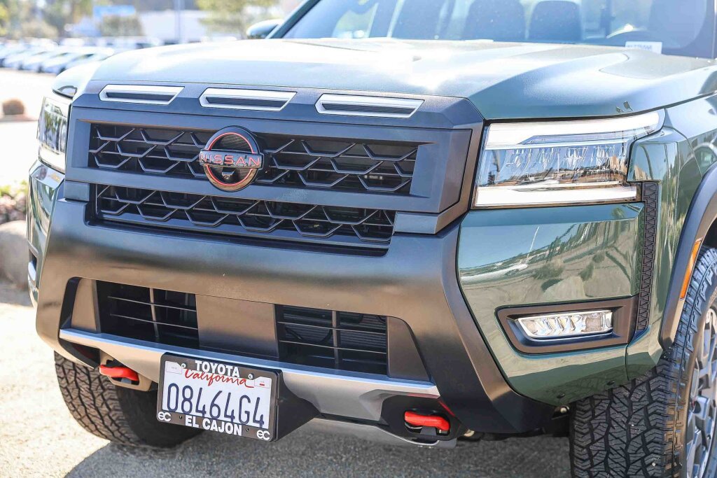 Used 2025 Nissan Frontier PRO-4X w/ Pro Premium Package image 22