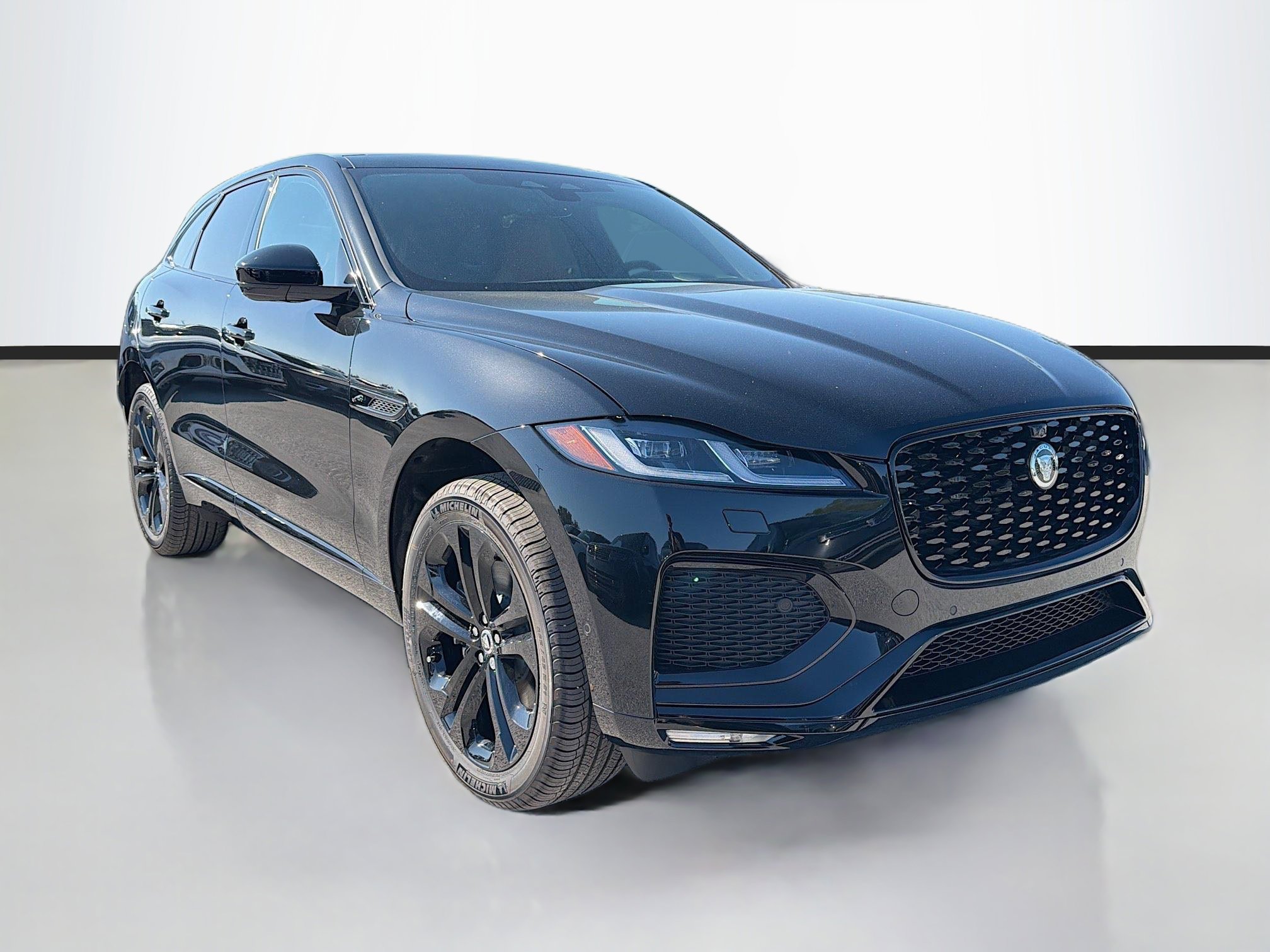 New 2026 Jaguar F-PACE R-Dynamic S AWD/4WD image 7