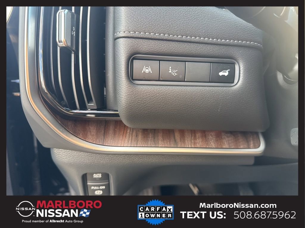 Certified 2025 Nissan Armada Platinum Reserve image 30