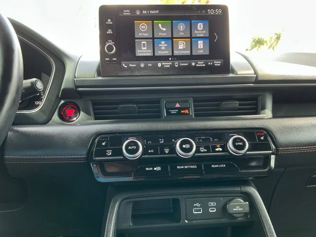 Certified 2024 Honda Pilot TrailSport image 21