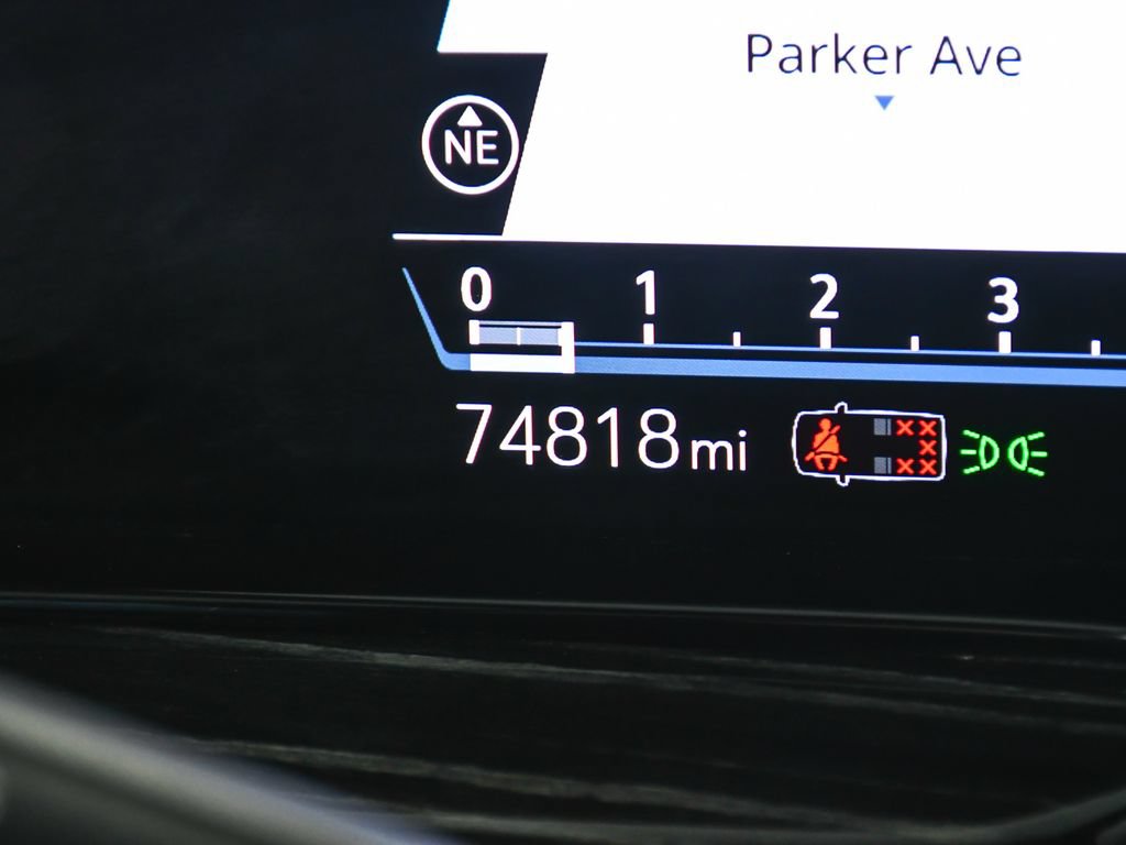 Used 2022 Cadillac Escalade ESV Sport w/ Touring Package AWD/4WD image 20