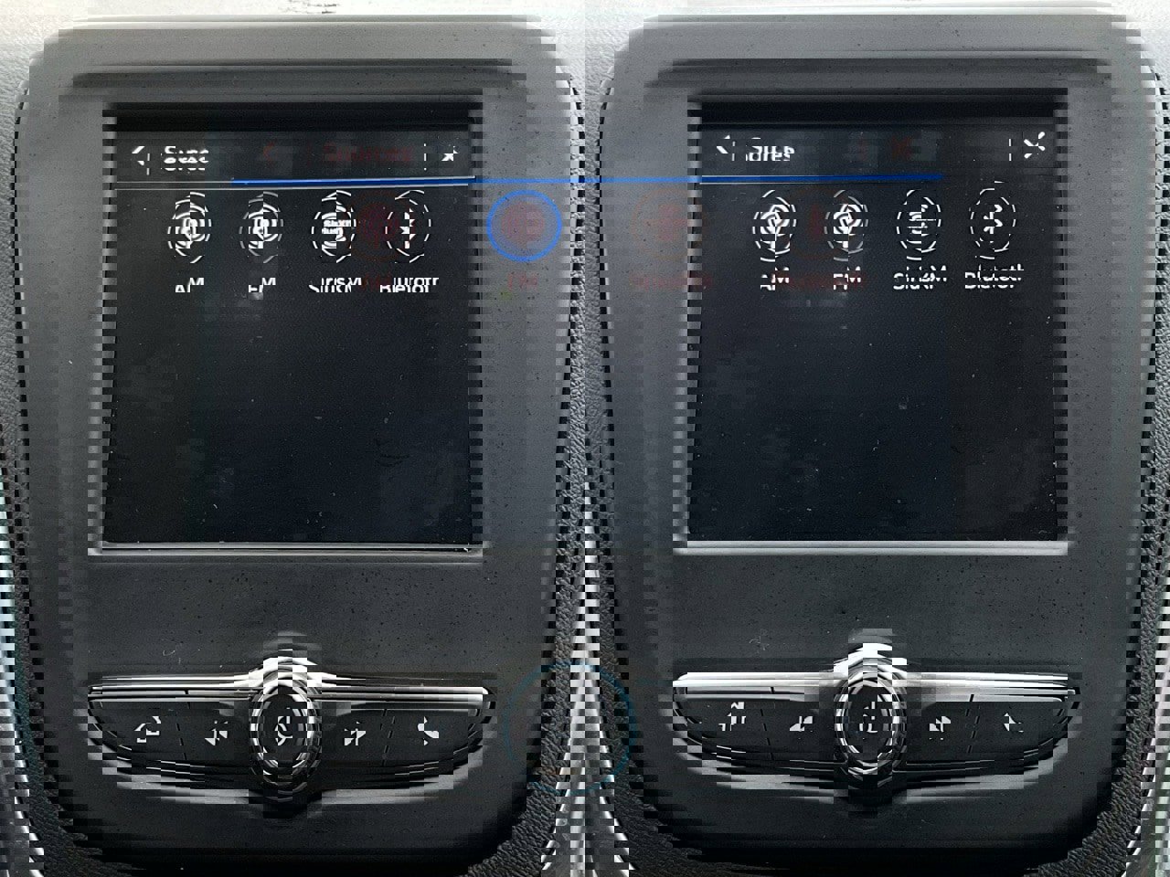 Used 2024 Chevrolet Equinox LS image 32