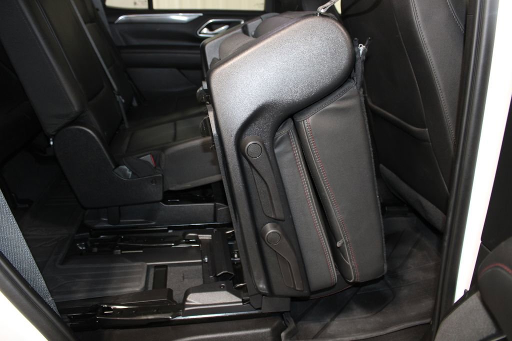 Used 2023 Chevrolet Tahoe RST image 34