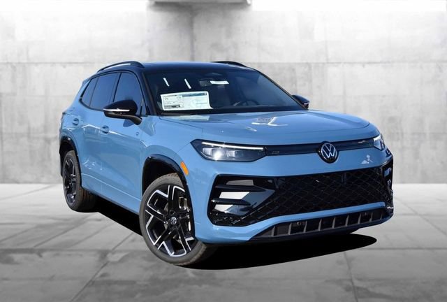 New 2026 Volkswagen Tiguan SE R-Line image 2