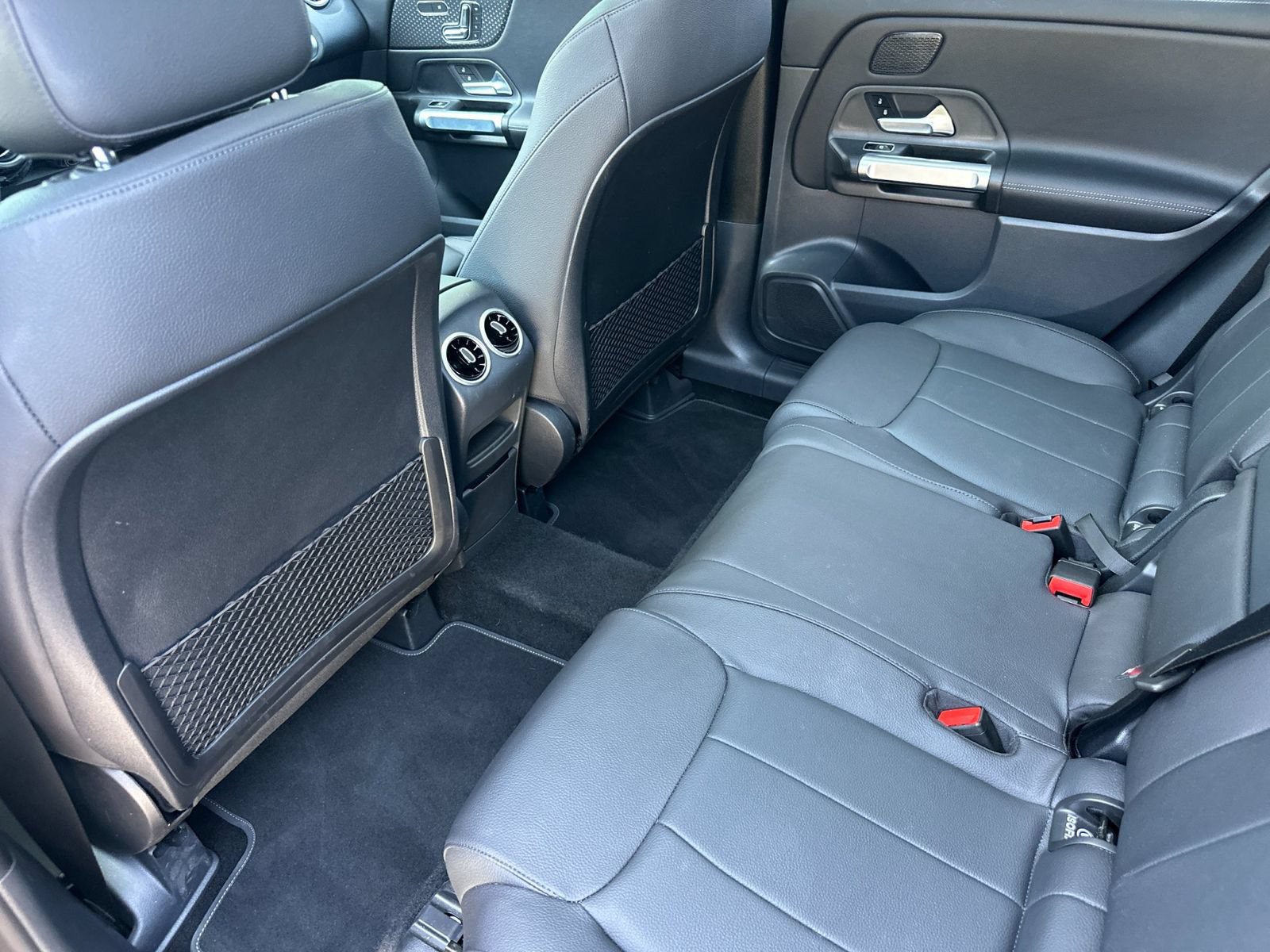 Certified 2026 Mercedes-Benz GLB 250 image 12