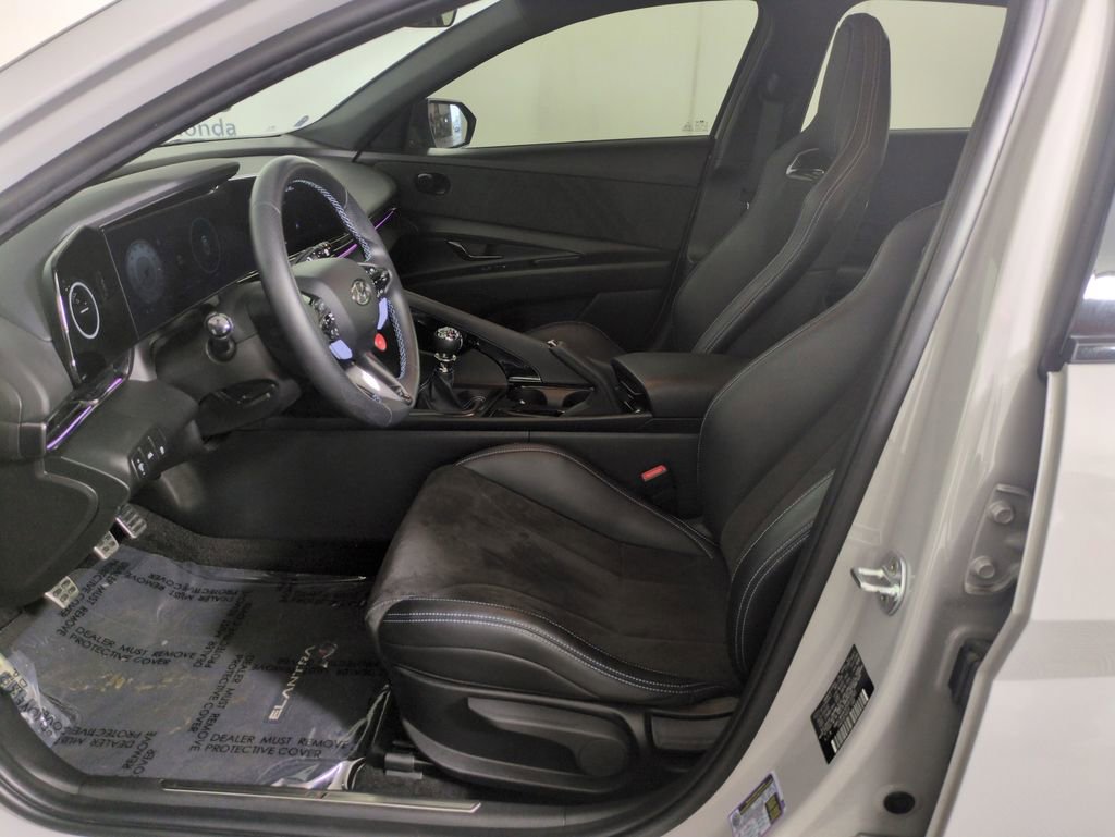 Used 2023 Hyundai Elantra N image 9